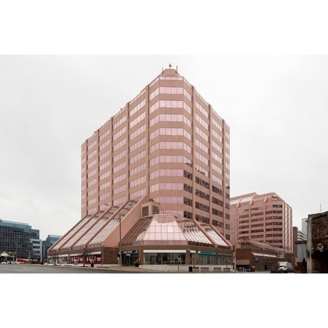 Sussex Centre, Mississauga ON CommercialCafe